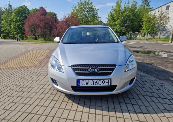 Kia Ceed cena 16900 przebieg: 189000, rok produkcji 2009 z Woźniki małe 137